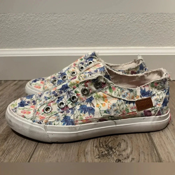 BlowFish Fashion Floral Sneakers Girls Size 4 - Picture 5 of 7